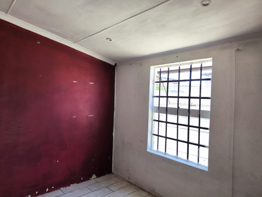2 Bedroom Property for Sale in Chatsworth Western Cape
